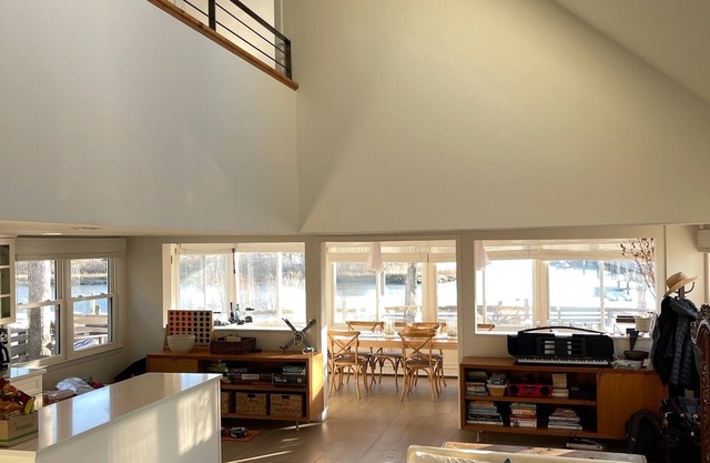 Hampton Waterfront Beach Home con el muelle