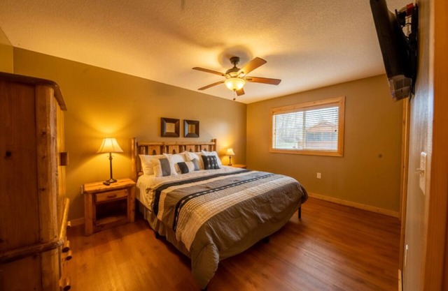 Handicap accessible 1 bedroom with WiFi, great views of Mille Lacs. Cabin 12