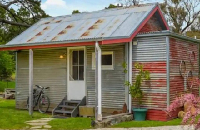 Hanging Rock Farm Stay