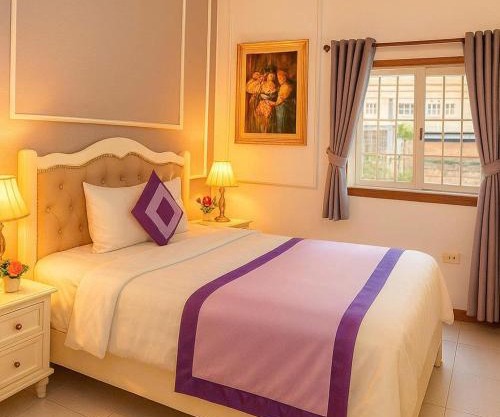 Hanoi 0riental Hotel & Travel