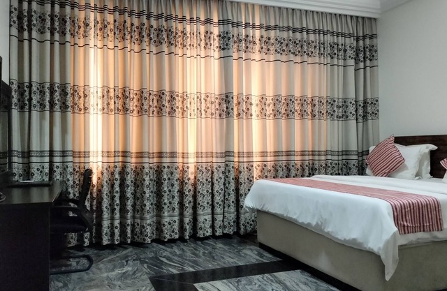 Hans Place Hotel