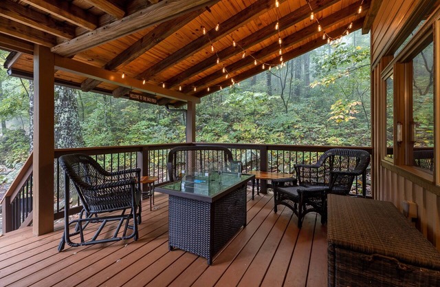 Hansel 'n Gretel: Wood Stove Grill Firepit Dogs OK