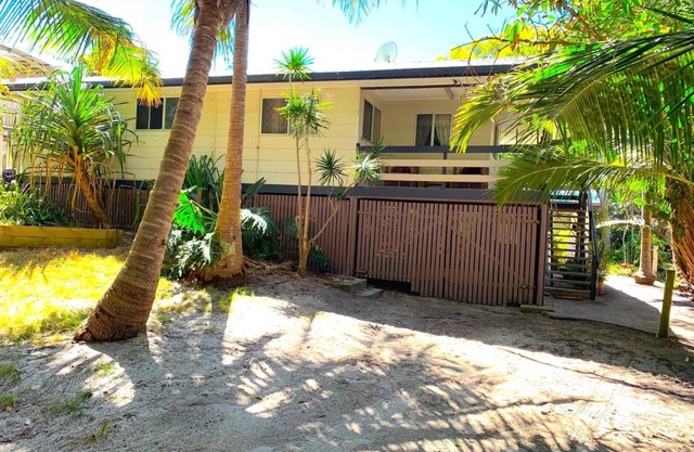 Happy Days Beach House - Fraser Island