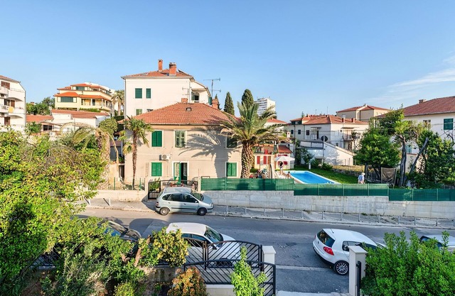 Happy Home - Rental Residence