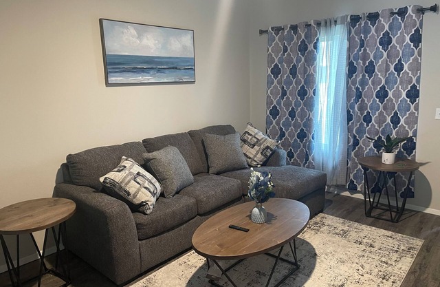Happy Stay brand new 3-bedroom 2-Full bath house in serene Broken Arrow