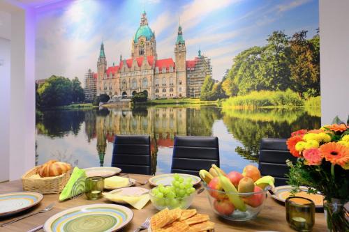 HappyBnB - Stilvolles, naturgelegenes Apartment mit Blick auf den Mittellandkanal und die Wasserstadt Hannover - Kamin, Parken und Spielplatz