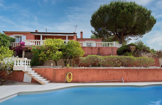 HappyFew Villa Galante
