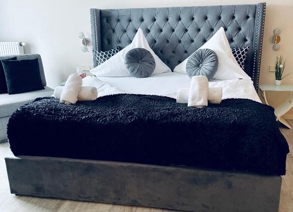 HappyLivingApartments
