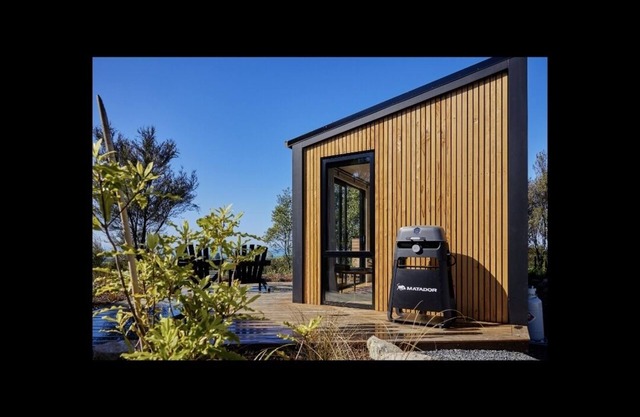 Hapuku river terrace A Eco Tiny House in the foothills of the kaikoura mountain.