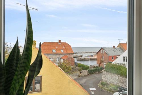 Harborside Apartment With Terrace & Bike Shed