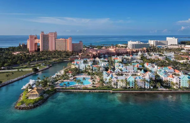 Harborside Resort at Atlantis-1 Bedroom-1 Bath- Access to Atlantis Waterparks