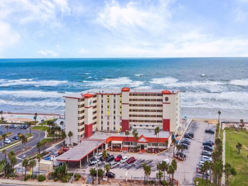 Harbour Beach Resort 705