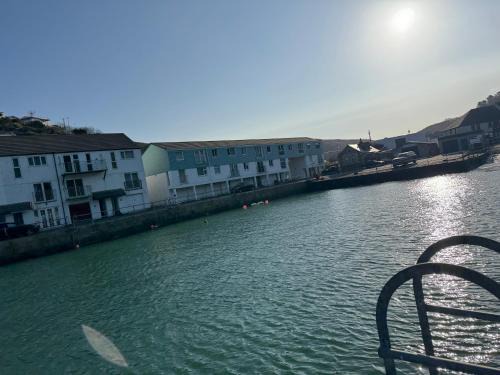 Harbour Edge