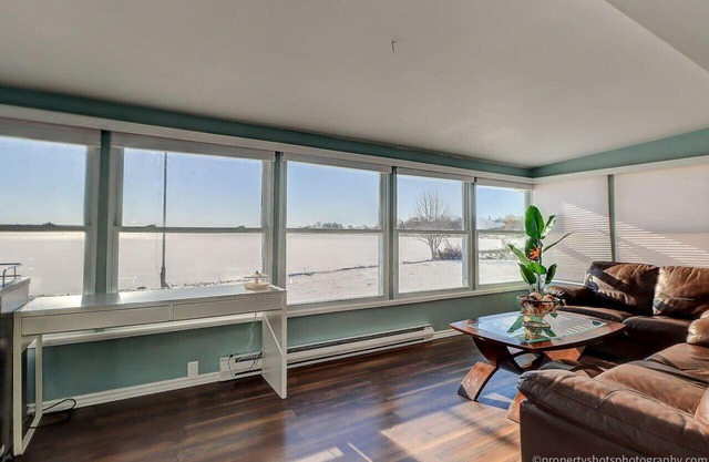 Harbour Haven - 5 BEDS - Heart of Kawartha Lakes