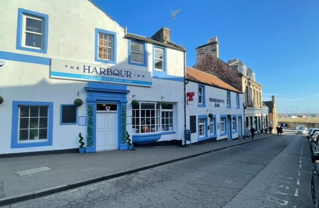 Harbour Inn