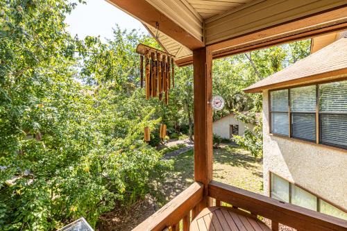 Harbour Oaks 604