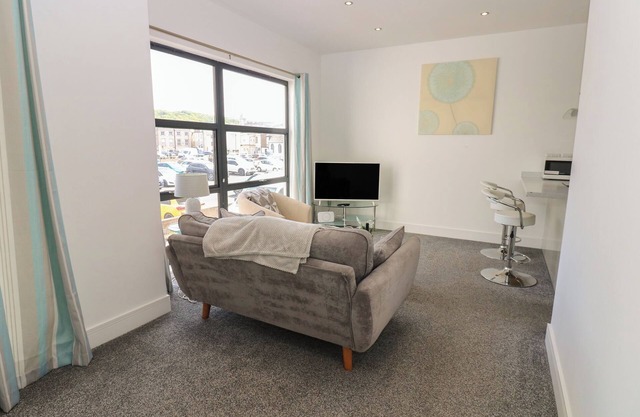 HARBOUR VIEW, family friendly, country holiday cottage in Whitehaven