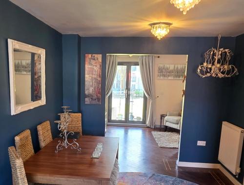 Harbour View Haven – Modern 3BR Marina Home