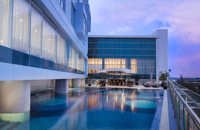 Hariston Hotel & Suites
