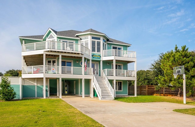 Harmankaya by Luxstayusa: Renovated Luxury in Corolla w/ Pool, Views & Game Room