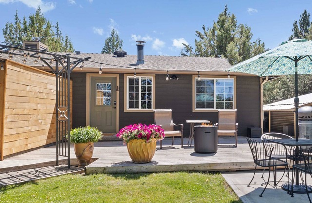Pets OK | Perfect Couple's Retreat in Bend!