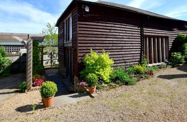 Hartley Dyke Barn in the beautiful Cranbrook