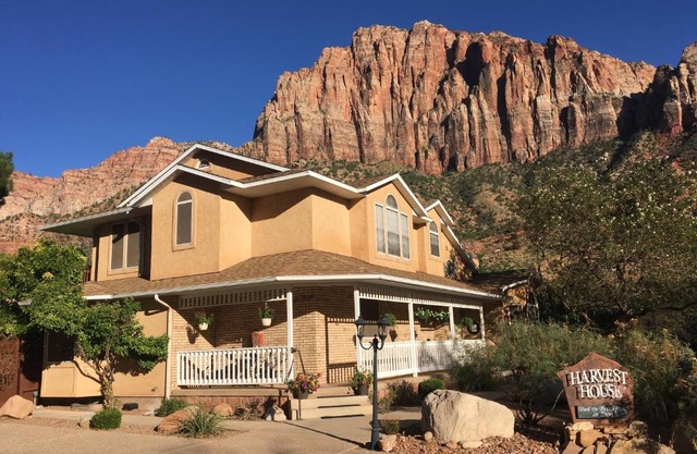 Harvest House Bed and Breakfast