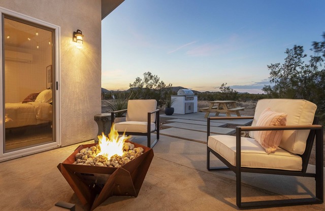 Harvest Moon Hideaway - Bbq, Hammocks & Dark Skies 2 Bedroom Home by RedAwning