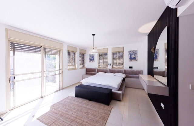 HaSharon Tranquil Villa by Sea N' Rent