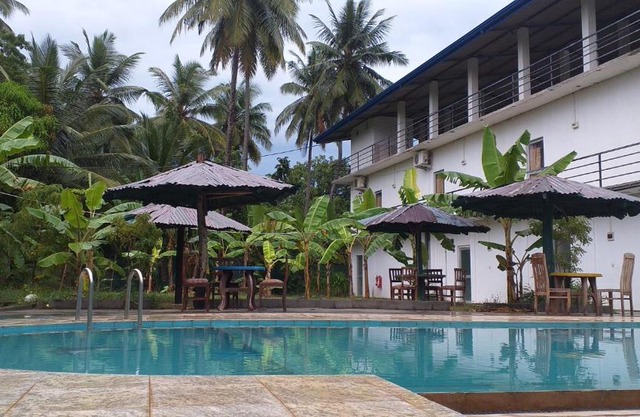 Hasthi Lake Resort