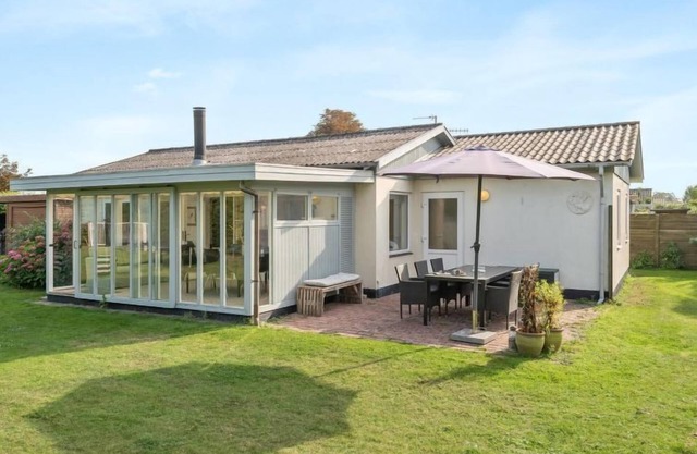 "Hattie" - 100m from the sea by Interhome