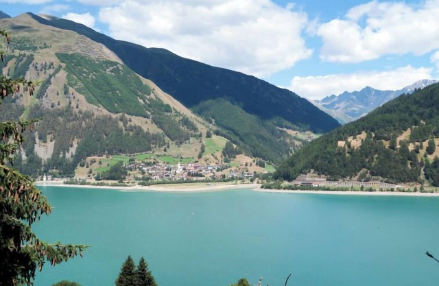 Casa de vacaciones Haupthaus Schönblick (SVH123) en St Valentin/San Valentino - 32 personas, 16 dormitorios