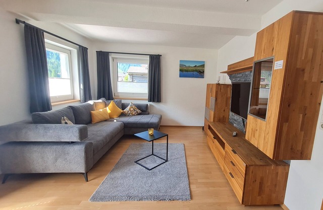"Apartamento Haus Alpenheim 3" con vistas a la montaña, balcón y Wi-Fi