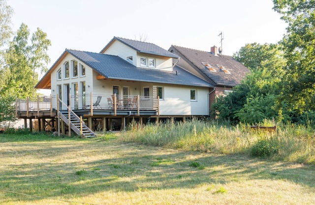Casa en Winsen con kayak en el río Aller