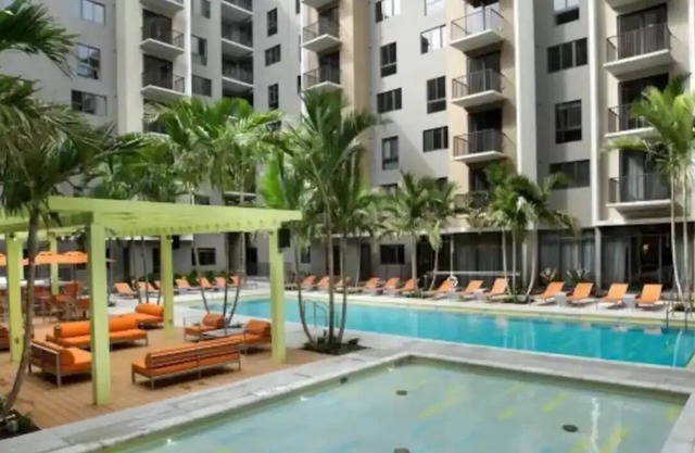 Have fun with the whole family at this stylish place.