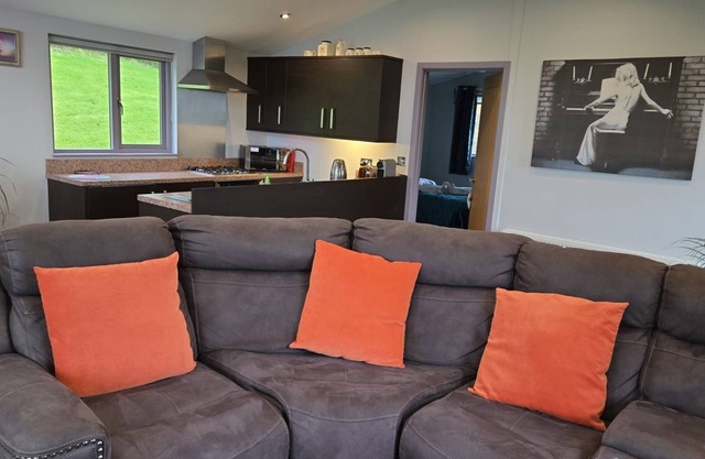 Haven Lodge Kirkby In Furness - a lodge that sleeps 2 guests in 1 bedroom