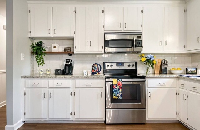 Haven of Rest 3BR near Duke, RDU, RTP w EV Charger by RedAwning