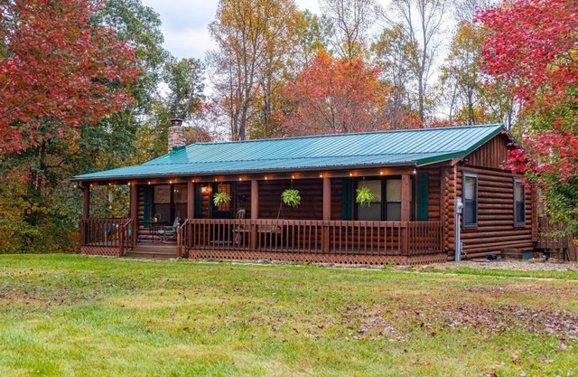 Havenbrook~Rustic luxury, 10acres, hot tub