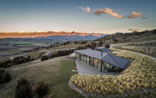 Hawk House by Sotheby's Luxury Rental Homes
