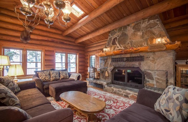 Hayden Lake Luxury