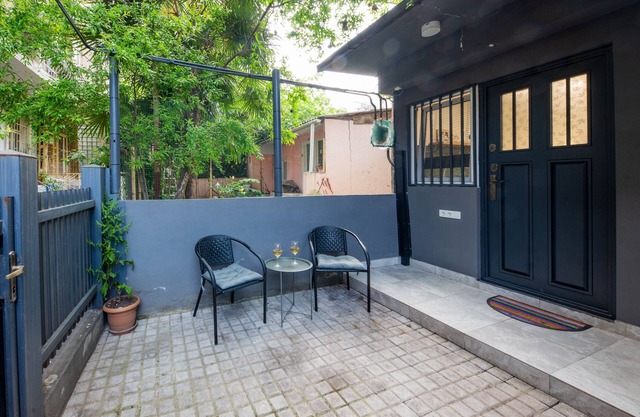 HB apartments Irakli Abashidze