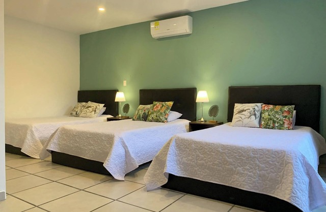 HB decoración antigua - Aire, Agua Caliente y Wifi