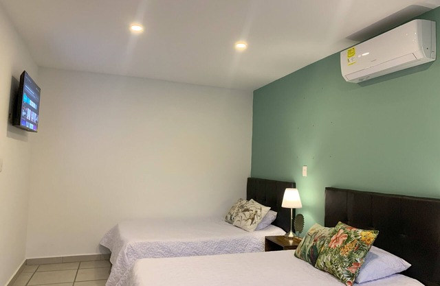 HB Familiar, campestre - Agua Caliente Wifi y Tv