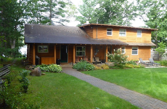 Heart Lake Log Home y Sandy Lake; Vacaciones familiares en el lago con nuestros CINCO barcos!
