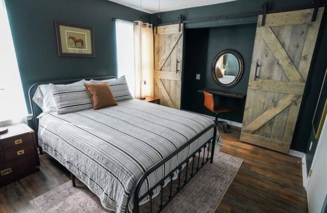 Heart of Louisville 3BR Getaway