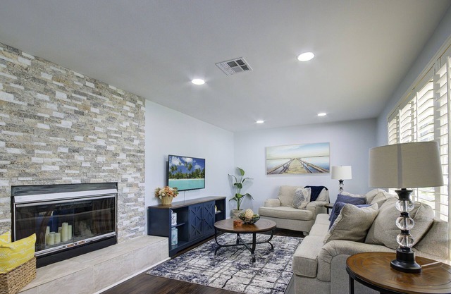 Heart of NPB: Your Perfect Home Away from Home!
