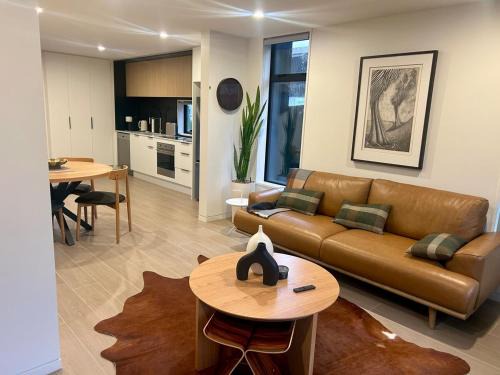 Heart of the City Stay - With the Best Coffee!