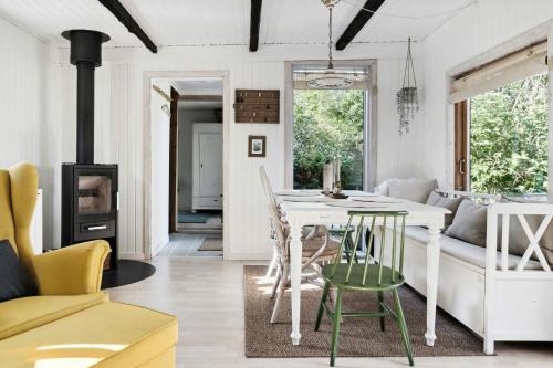 Heartfelt Cottage In Odsherreds Hills