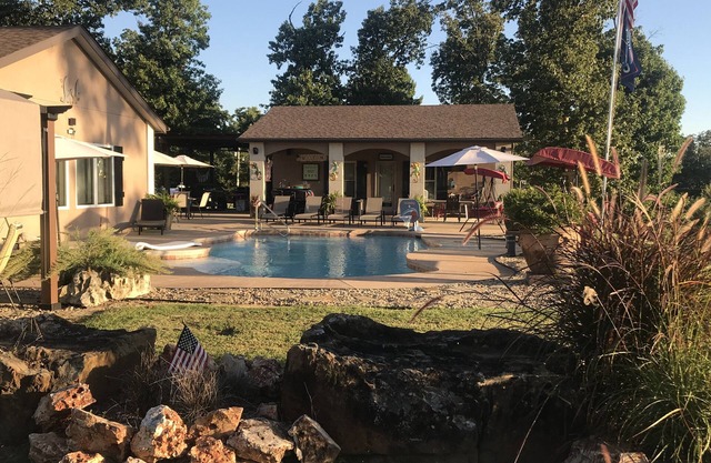 ¡¡NUEVO LISTADO!! Lake Home en South Grand - Piscina privada y Pool House - Capacidad para 20