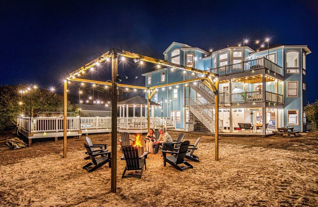 Aug specials, Firepit, pool/hottub, ocean view, Wild Horses, 6 bed 7 baths